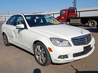 MERCEDES-BENZ C 300 2011