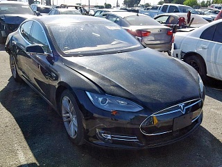 TESLA MODEL S 85, 2015