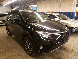 TOYOTA RAV4 XLE 2017