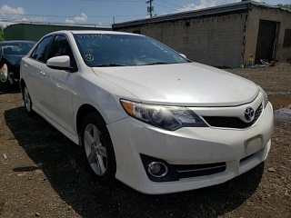TOYOTA CAMRY L 2014