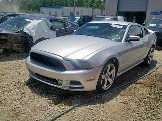 FORD MUSTANG 2013