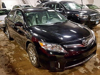 TOYOTA CAMRY HYBRID 2011