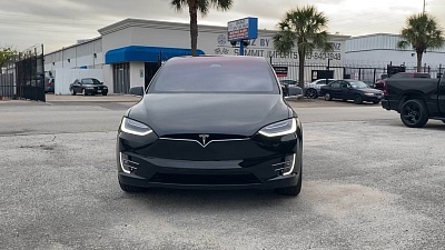 TESLA MODEL X , 2019