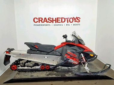 SKI DOO SNOWMOBILE 2011