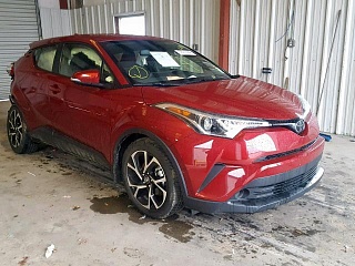 TOYOTA C-HR XLE 2018