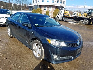 TOYOTA CAMRY HYBRID 2014