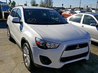 MITSUBISHI OUTLANDER SPORT ES, 2015