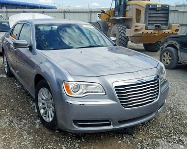   CHRYSLER 300, 2014