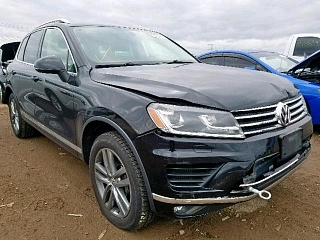 VOLKSWAGEN TOUAREG 2015