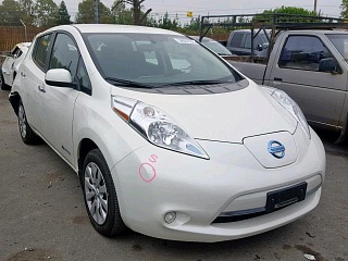 NISSAN LEAF S 2017