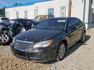 CHRYSLER 200 LX