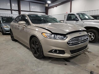 FORD FUSION SE 2016