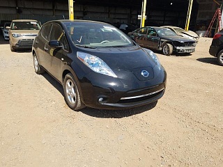 NISSAN LEAF SV 2012