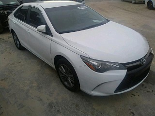 TOYOTA CAMRY LE 2016