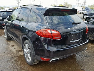 PORSCHE CAYENNE S HYBRID 2014