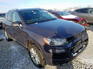 VOLKSWAGEN TOUAREG 2013