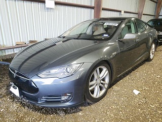 TESLA MODEL S 2013