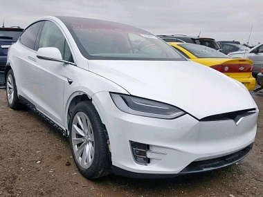 TESLA MODEL X, 2017