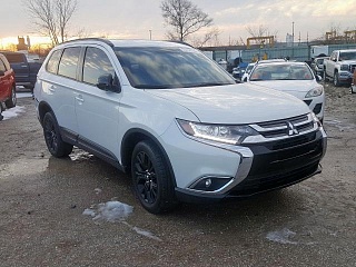 MITSUBISHI OUTLANDER SE 2018