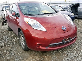 NISSAN LEAF S 