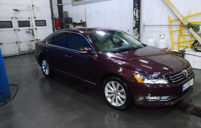 VOLKSWAGEN PASSAT SEL 2012