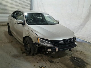 VOLKSWAGEN JETTA SE, 2013